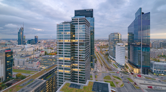 A successful quarter on the capital's office market? BANK on it! | Office market in Warsaw, Q1 2022